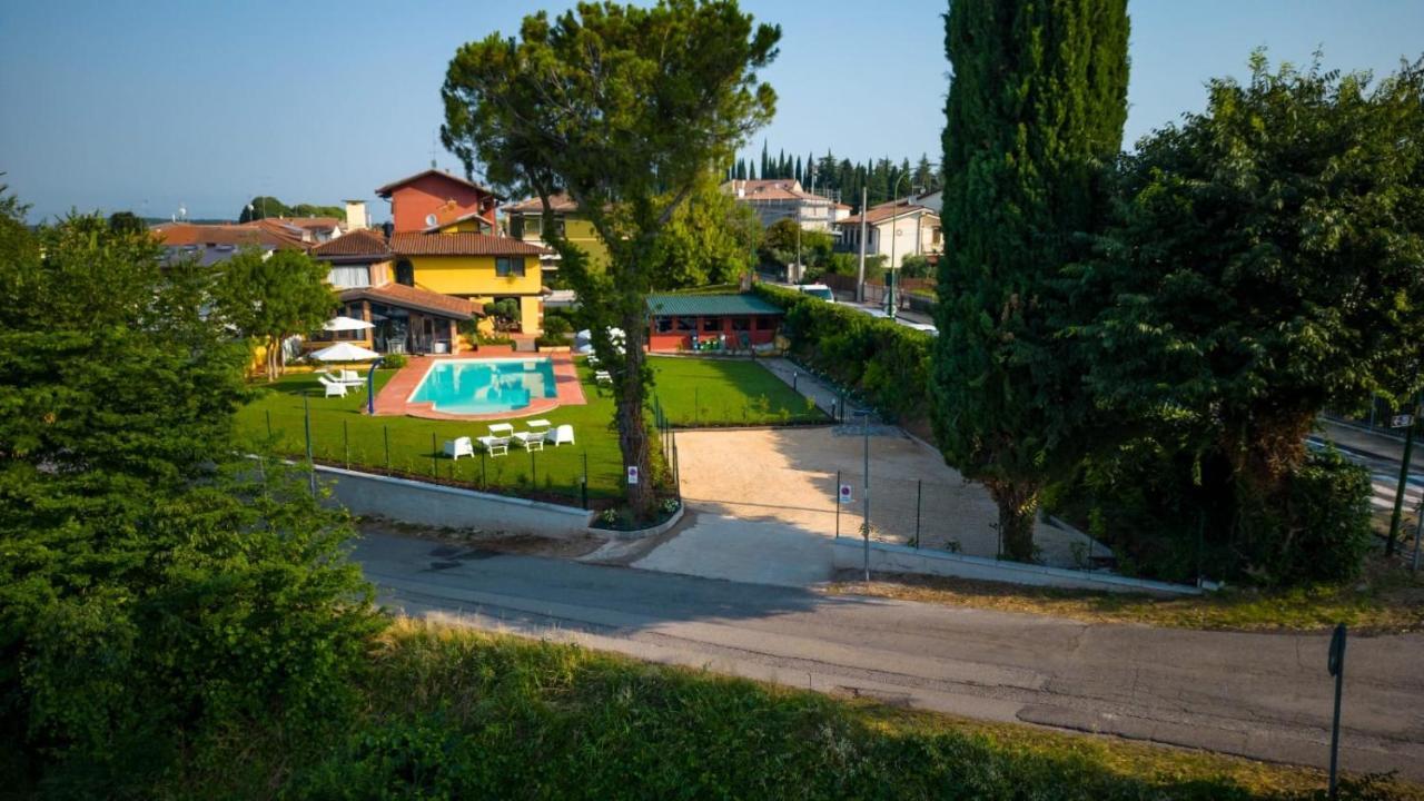 Sweet Dreams Lägenhet Peschiera del Garda Exteriör bild